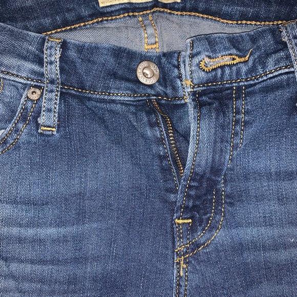 Guess low waisted skinny jeans size 27 - Picture 2 of 2